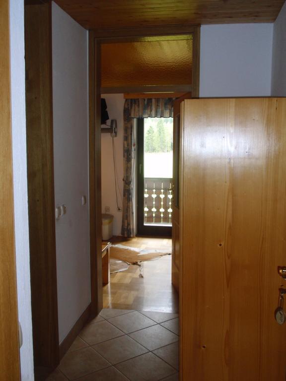 Turisticna Kmetija Psnak Daire Mojstrana Oda fotoğraf